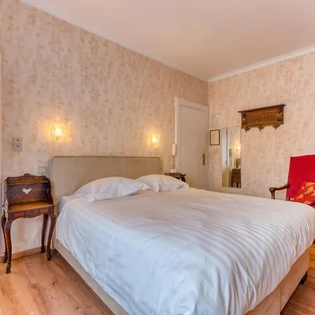 Hotel Le Cor De Chasse Saint-Hubert