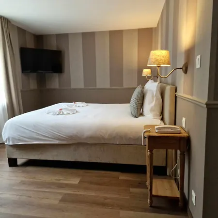Le Cor De Chasse Hotel 2*