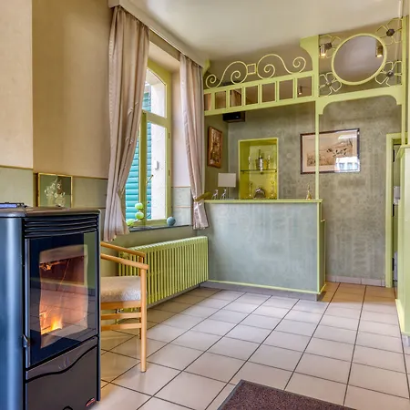 Hotel Le Cor De Chasse 2*