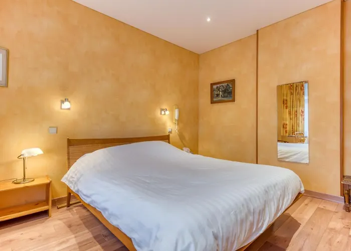 Hotel Le Cor De Chasse 2*