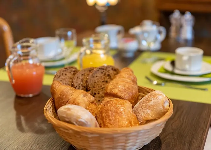 Le Cor De Chasse Hotel 2*