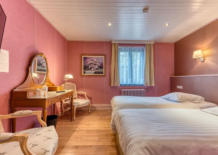 Le Cor De Chasse Hotel Saint-Hubert